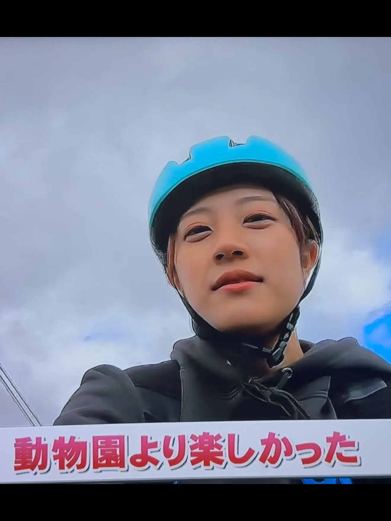 やんちゃなKIDと🥲、優しいバーニーズの雪ちゃん☺️